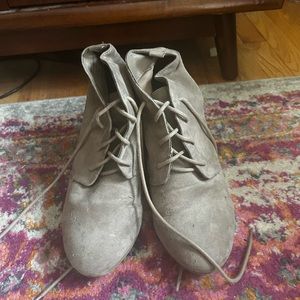 Oxford style wedge heels